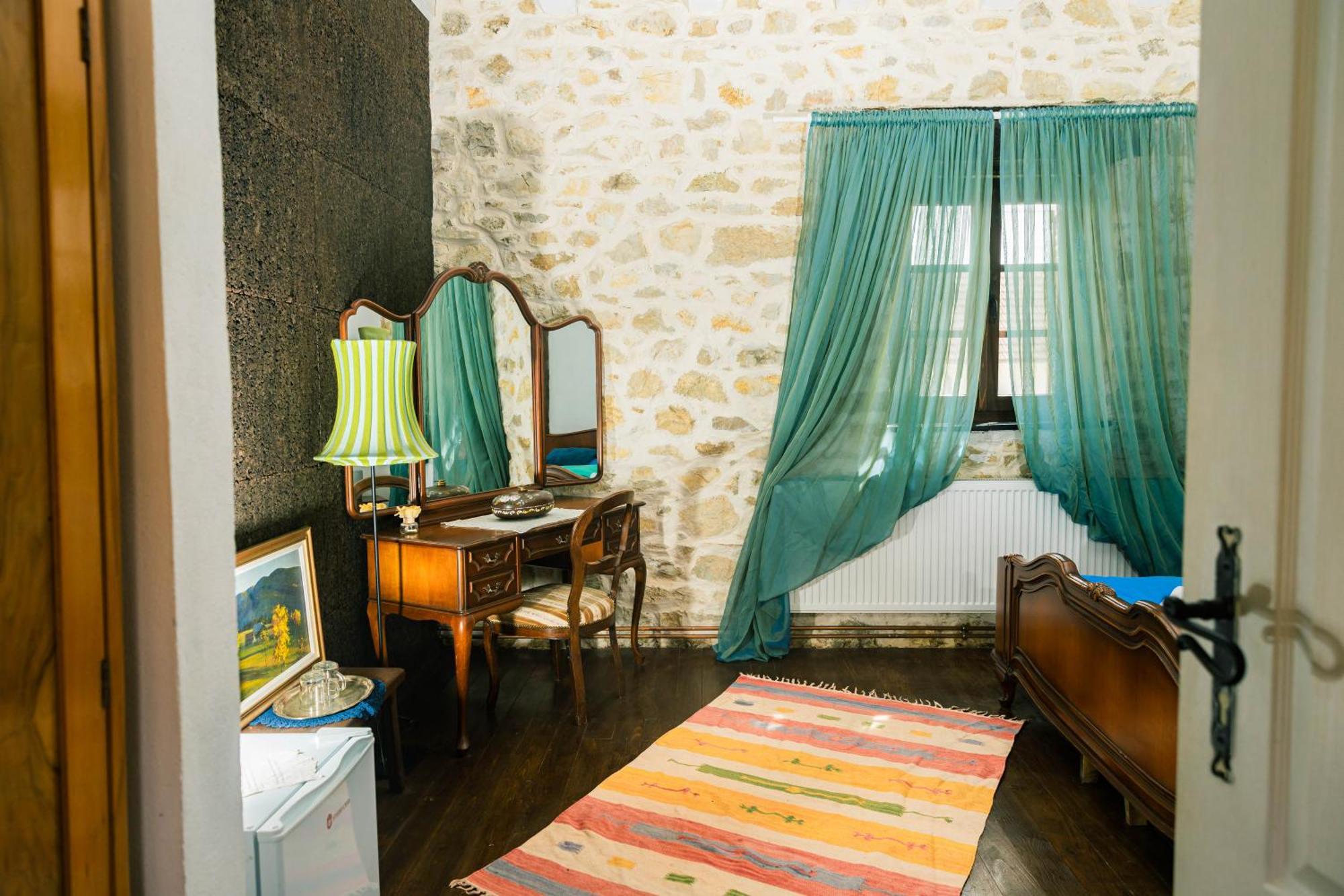 Hotel Casa Thea Cheile Nerei Sokolar Exteriér fotografie