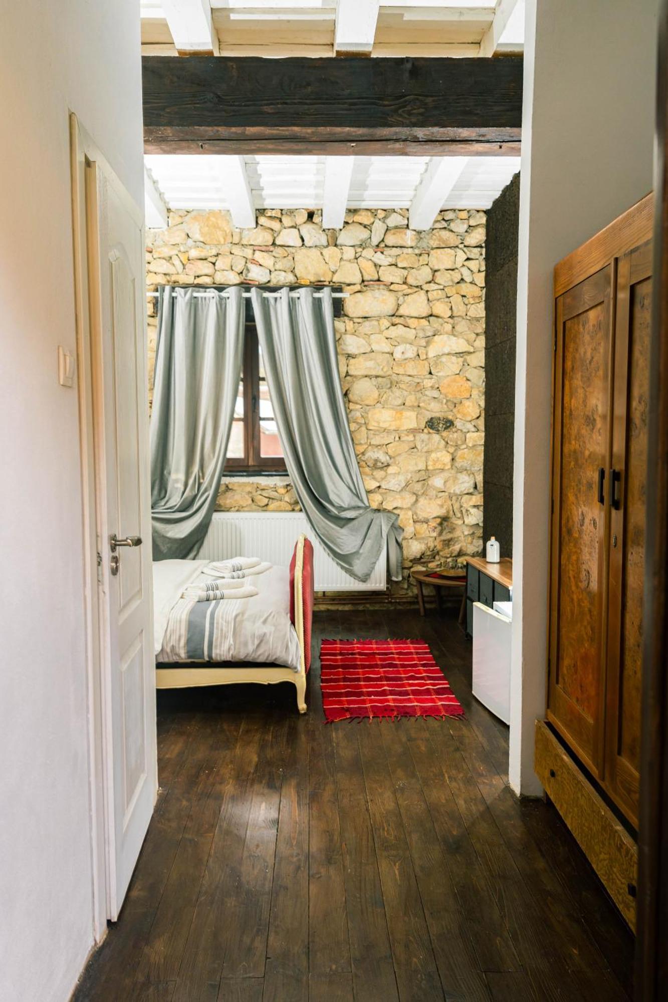 Hotel Casa Thea Cheile Nerei Sokolar Exteriér fotografie
