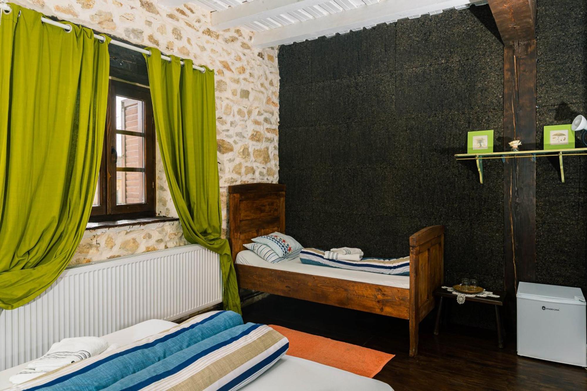 Hotel Casa Thea Cheile Nerei Sokolar Exteriér fotografie