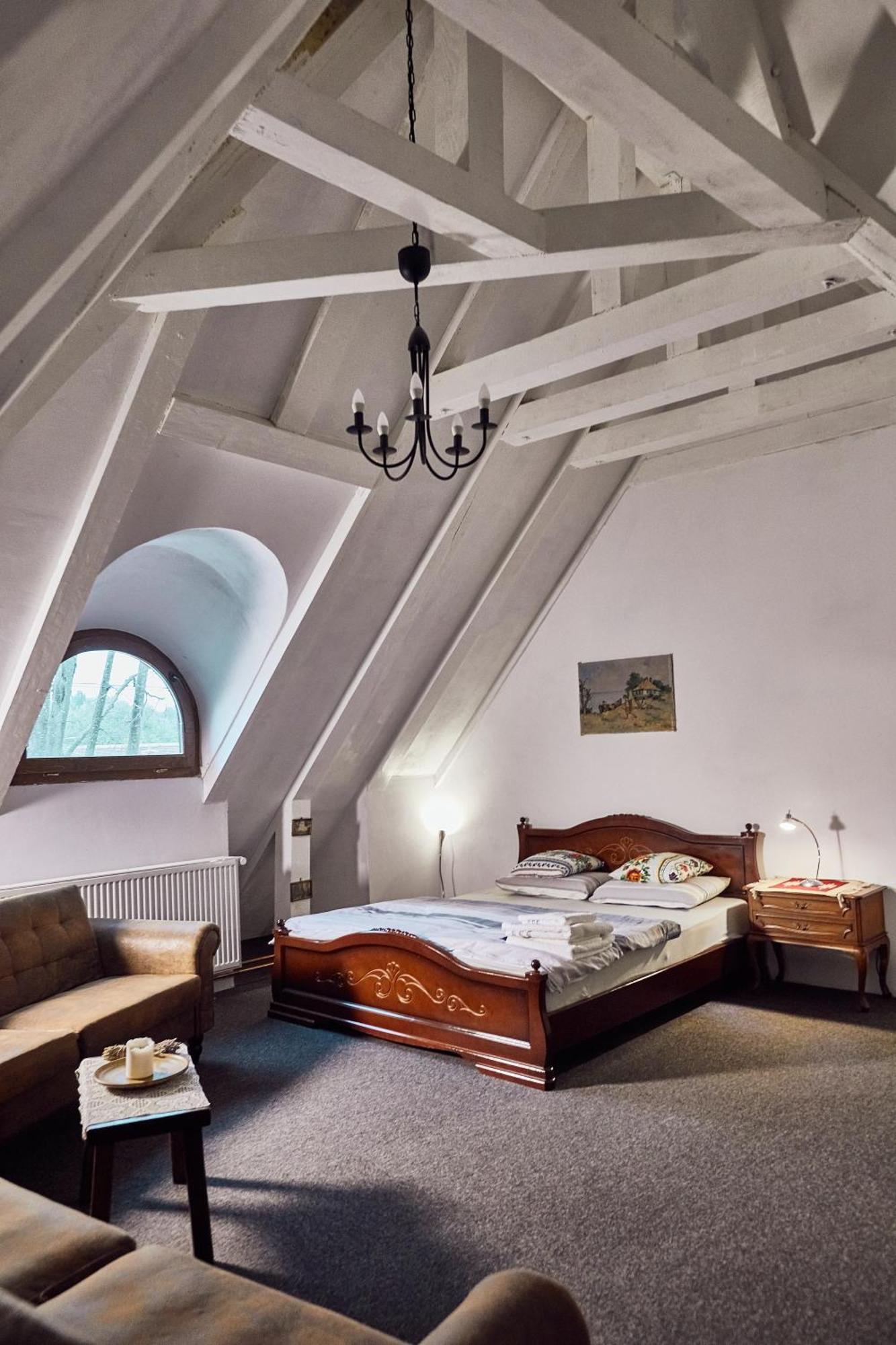 Hotel Casa Thea Cheile Nerei Sokolar Exteriér fotografie